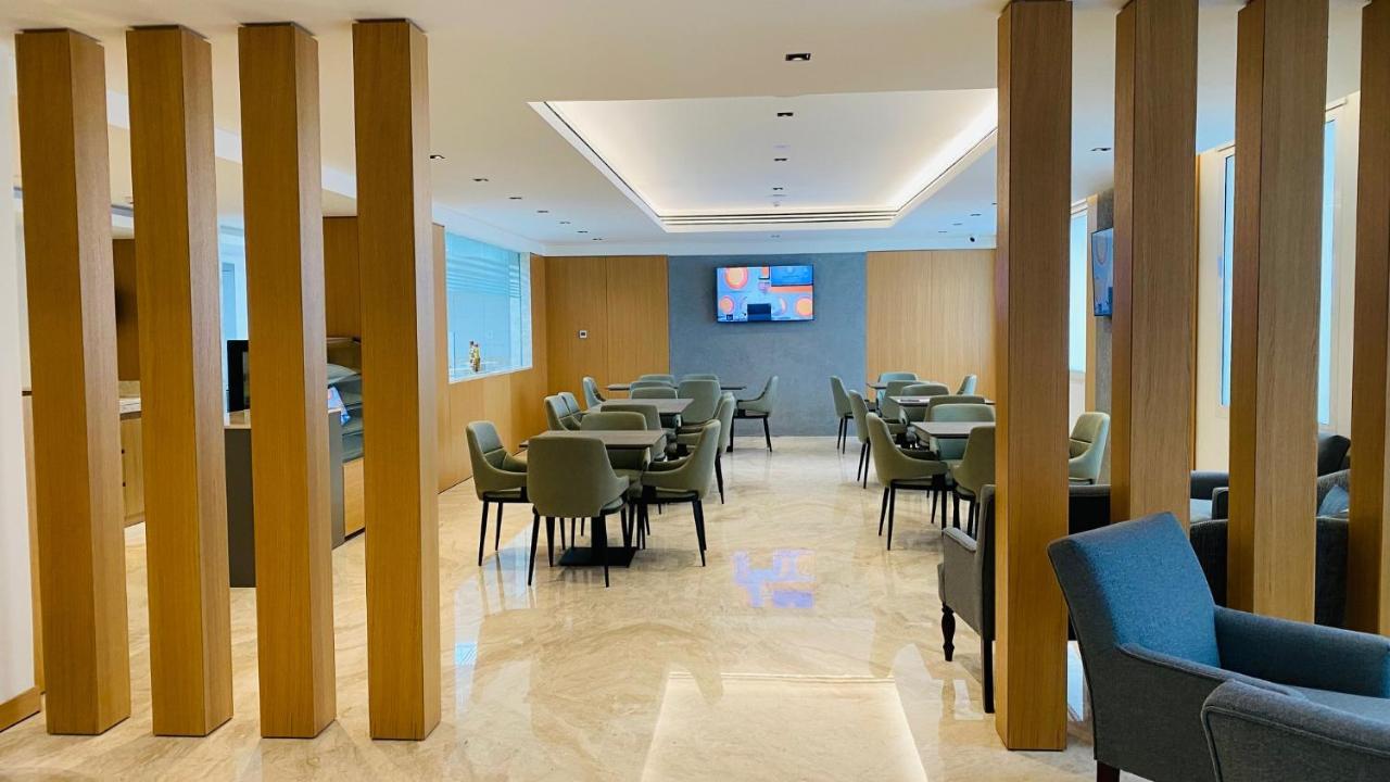 Sitara Hotel Apartment Дубай Экстерьер фото