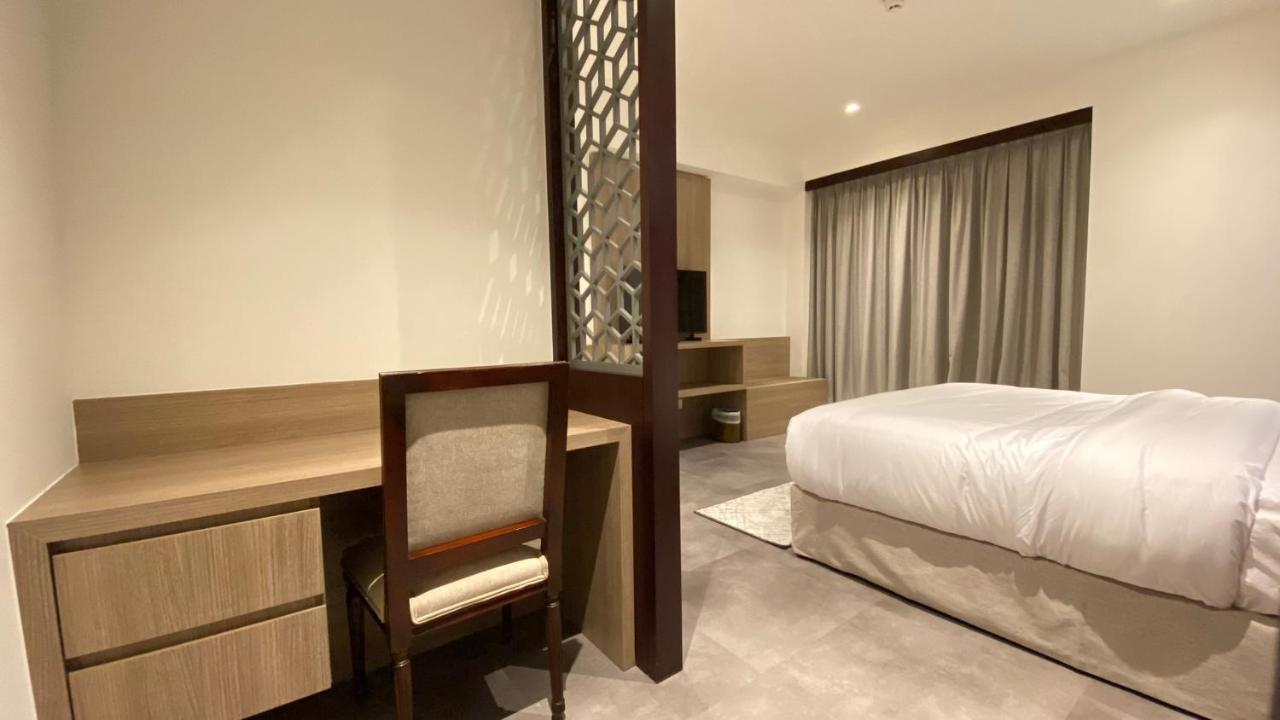Sitara Hotel Apartment Дубай Экстерьер фото