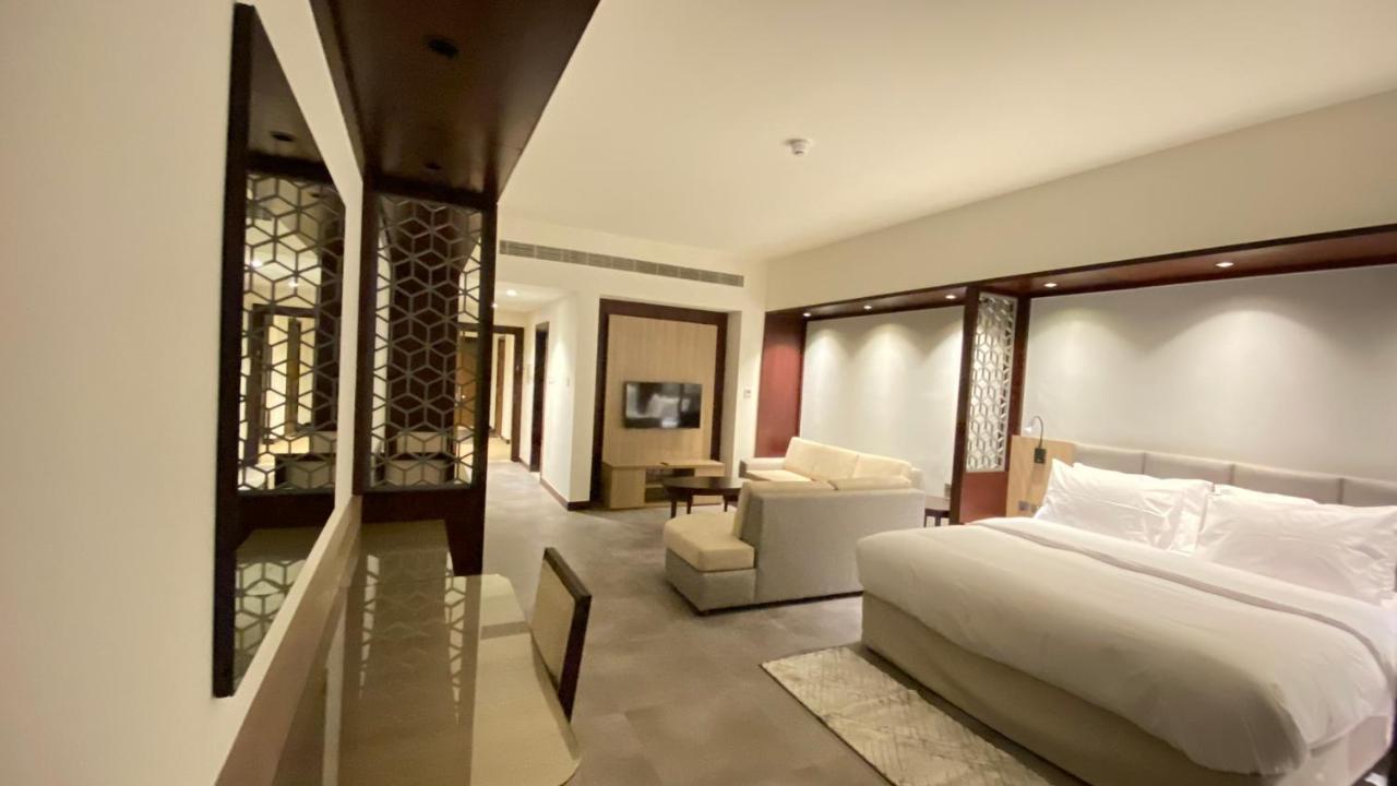 Sitara Hotel Apartment Дубай Экстерьер фото